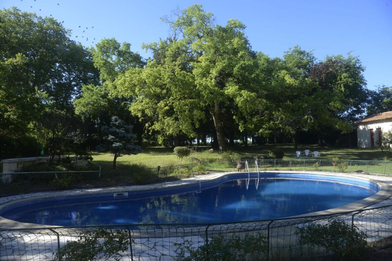 Chateau Rosemont - Grande Maison Familiale Campagne Dans Le Medoc Avec Piscine Et Tennis A 15 Mn Bordeaux Labarde Kültér fotó