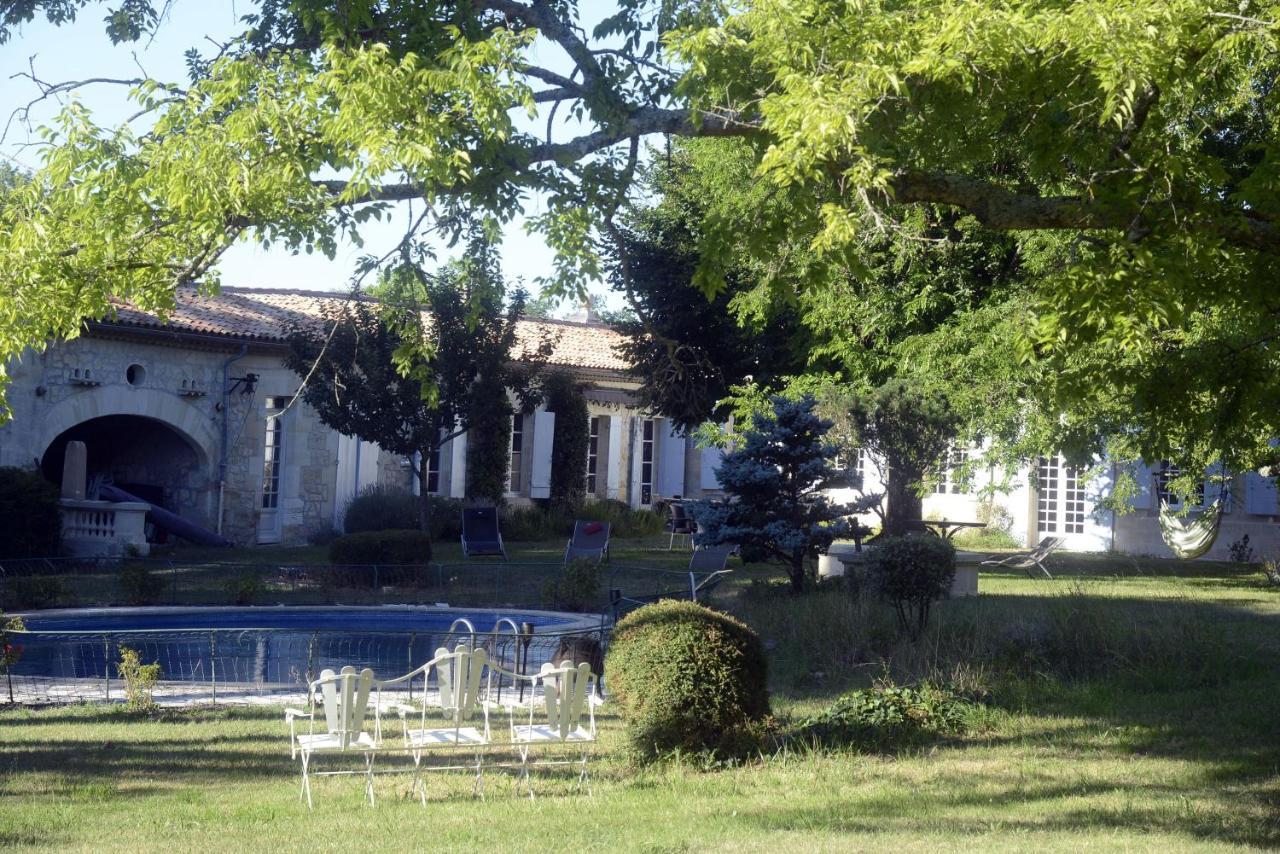 Chateau Rosemont - Grande Maison Familiale Campagne Dans Le Medoc Avec Piscine Et Tennis A 15 Mn Bordeaux Labarde Kültér fotó