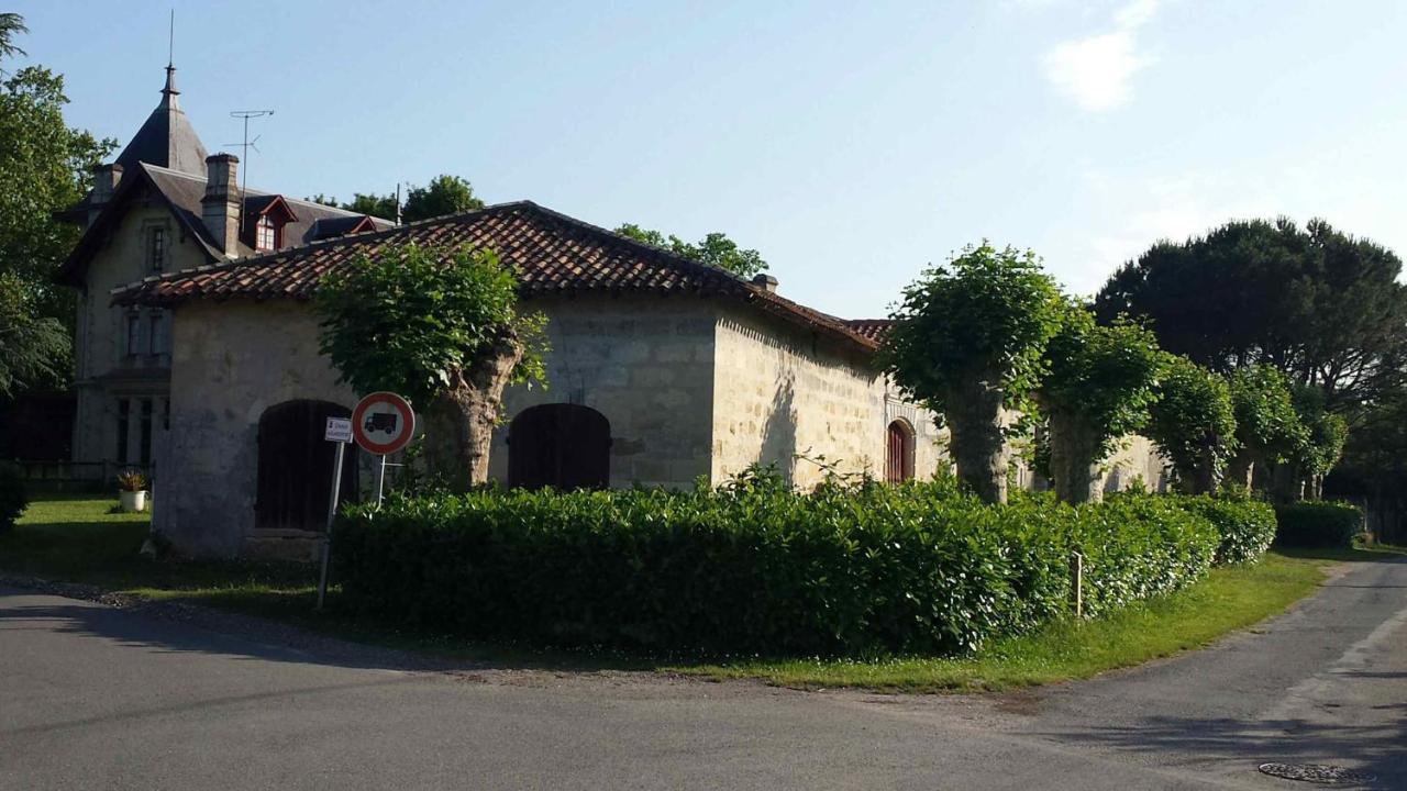 Chateau Rosemont - Grande Maison Familiale Campagne Dans Le Medoc Avec Piscine Et Tennis A 15 Mn Bordeaux Labarde Kültér fotó