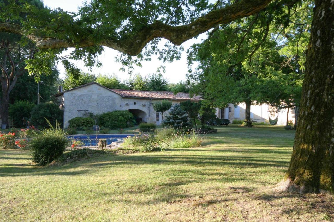 Chateau Rosemont - Grande Maison Familiale Campagne Dans Le Medoc Avec Piscine Et Tennis A 15 Mn Bordeaux Labarde Kültér fotó