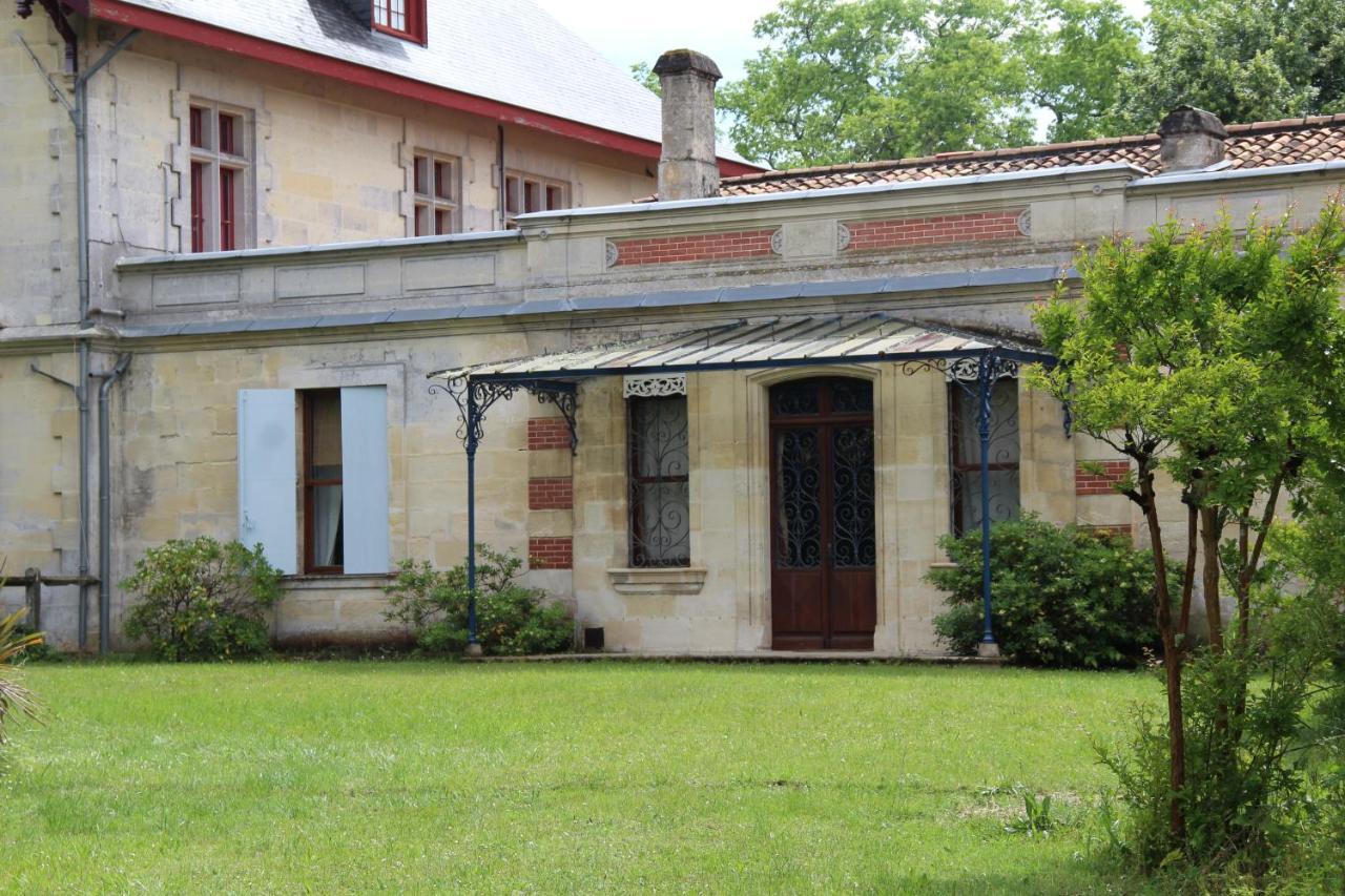 Chateau Rosemont - Grande Maison Familiale Campagne Dans Le Medoc Avec Piscine Et Tennis A 15 Mn Bordeaux Labarde Kültér fotó